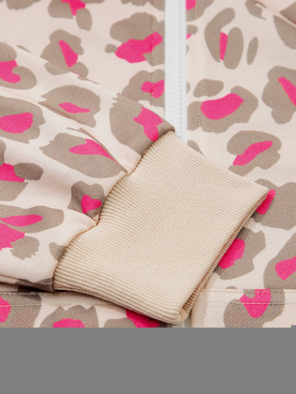 5a633040e0be4bc087d99a78db092ff1-Max-Origin